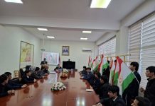 ЧОРАБИНИИ ИЛМӢ-ТАРБИЯВӢ БАХШИДА БА РӮЗИ ПАРЧАМИ ДАВЛАТИИ ҶУМҲУРИИ ТОҶИКИСТОН
